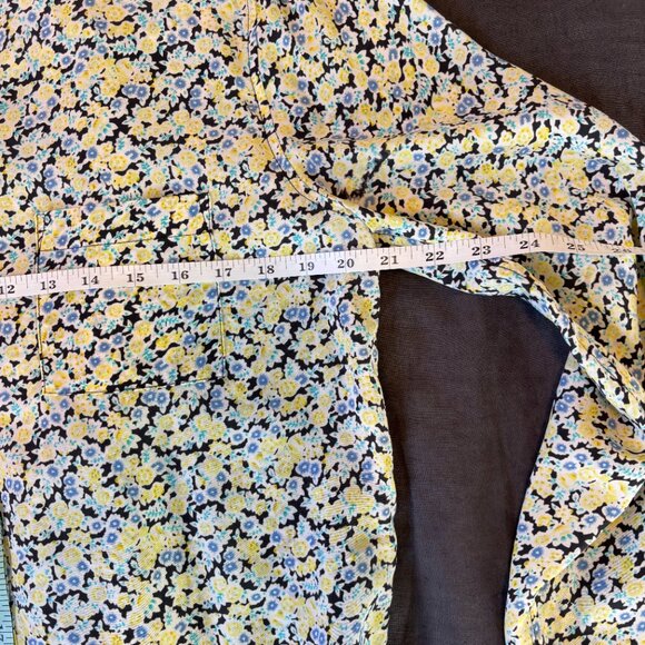 Equipment Silk Floral Blouse Size L Yellow Blue Print Popover - Picture 7 of 8